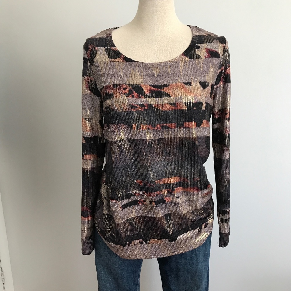 Marie Claire - Colourful Long Sleeve Shirt with Lace in the back